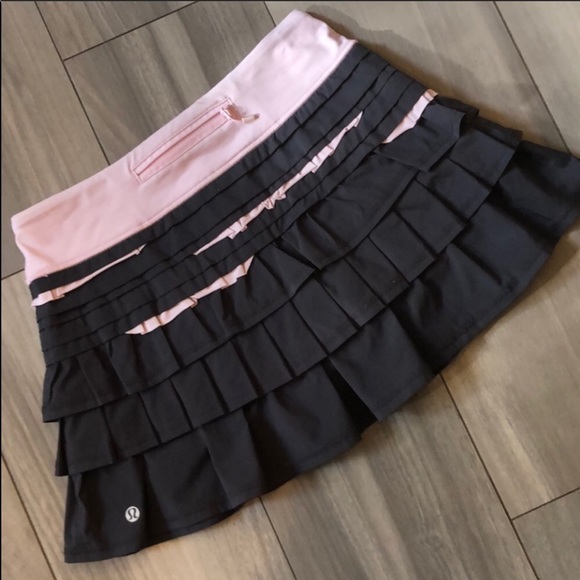 Lululemon 6 Back on Track Ruffles Skirt Pink Black - Picture 4 of 15